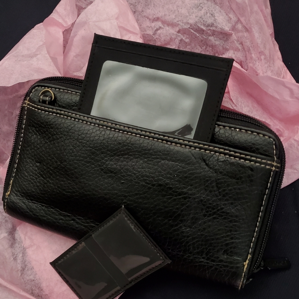 Buxton Black Genuine Leather Clutch